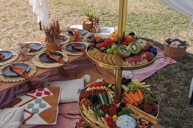 Picnics experience in Hungary - Meeting point at Orom u., 1016: simple logistics that matter