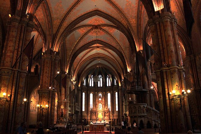 Private Buda Castle Walk with Entry to Matthias Church - Why this Buda Castle walk works so well on foot