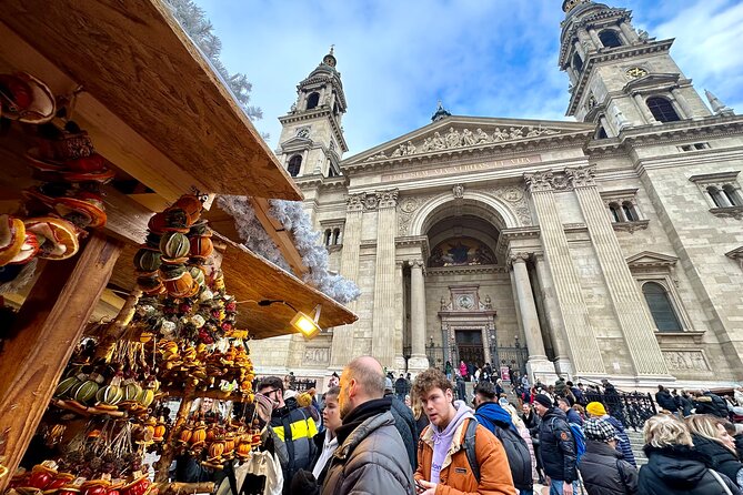 Private Budapest Christmas Market Tour with Chimney Cake & Mulled Wine - St. Stephen’s Basilica: the 30-minute grand finish