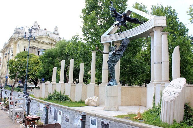 Private Budapest Hammer & Sickle Communist Times Tour - Old Town Anchors: Gottwald’s Balcony, Einstein, and Places Tied to the SS and KGB