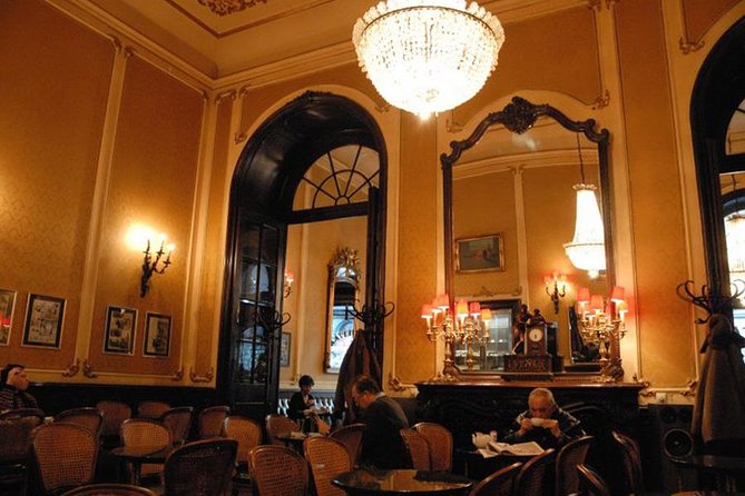 Private Café Wandering: Excursion through Budapest’s Belle Epoque - New York Café on the Boulevard: Belle Époque Grandeur at Full Volume