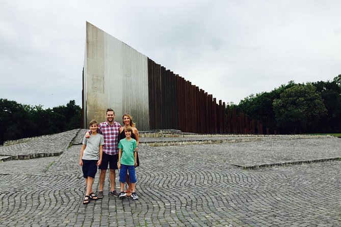 Private Communist Budapest Tour - From Soviet-Era Clues to Parliament and St. Stephen’s Basilica