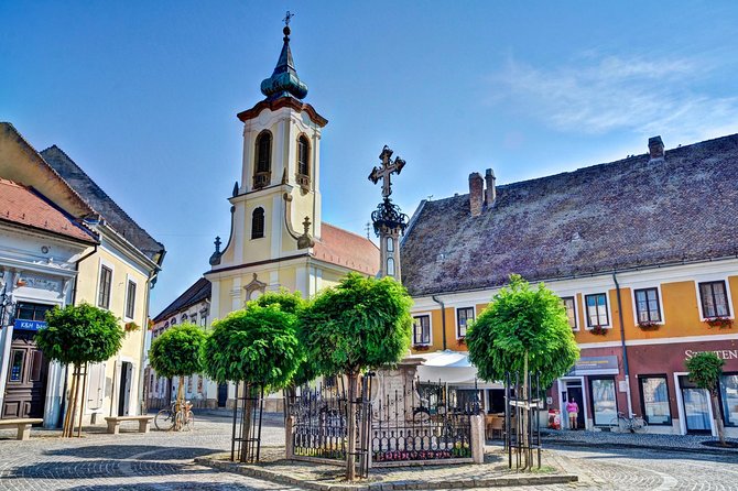 Private Danube Bend Experience with a comfortable air conditioned car - Round-trip value: tickets, parking, and AC transport add up
