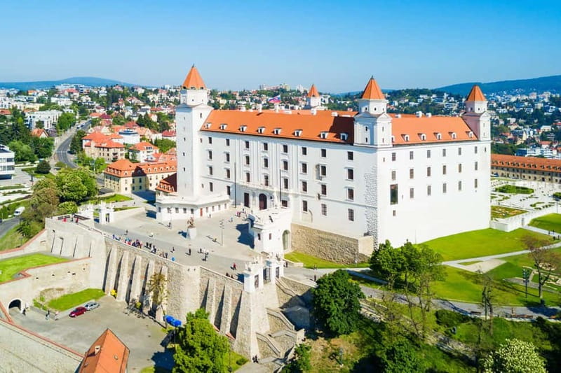 Private day trip: Budapest > Bratislava & Vienna, in English - Bratislava first: Old Town wandering and easy orientation