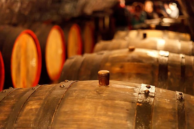 Private Lake Balaton Experience with an unforgettable Wine Tasting - Balatonfüred Winery Time: 7–9 Wines and At Least Two Stops