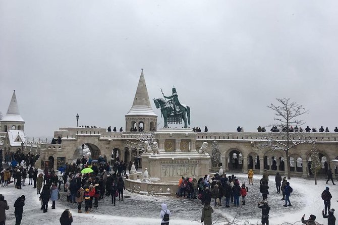 Private Tour Around Budapest - St. Stephen’s Basilica interior: the one paid ticket you should budget for