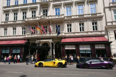 Private Transfer from Vienna to Budapest or Budapest to Vienna - In the Car: AC, Wi‑Fi, Snacks, and a Less-Rough Day