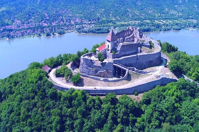 Scenic Danube River bend hills & the Art Town: Private Car Tour - The guide factor: conversation that makes the scenery make sense