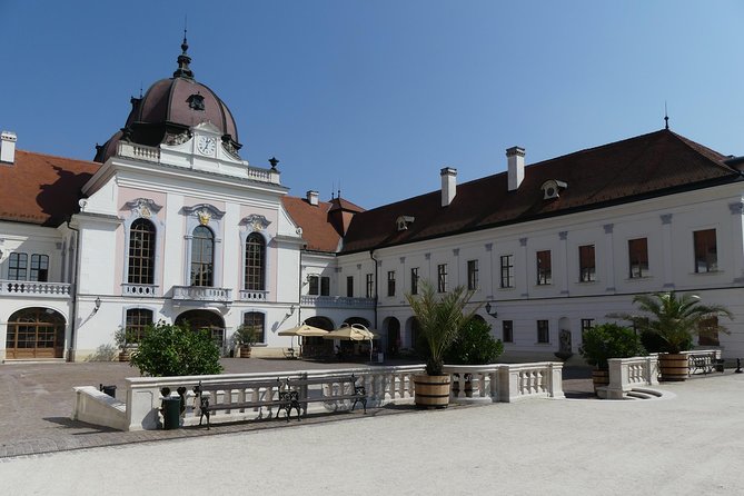 Sisi's Godollo Palace Tour from Budapest - Group size and meeting flow: moving with up to 30 people