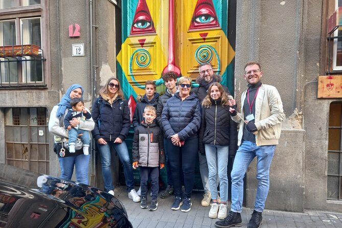 Street Art and Alternative Tour in Budapest - Street Art in Budapest Is Political—Even When It Looks Pretty