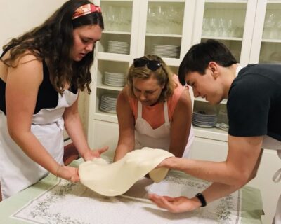 Stretched Strudel Making Class with 2 Different Fillings - Arriving at Király u. 77: an apartment kitchen, not a factory