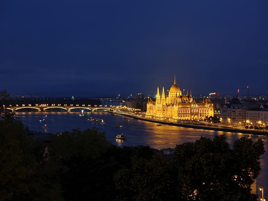 True Crime Walking Tour in the Buda Castle district - FAQ