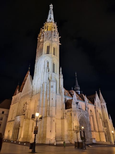 True Crime Walking Tour in the Buda Castle district - Matthias Church and Fisherman’s Bastion: Views That Land After the Tension