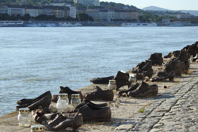 Walking Tour Budapest incl. the Shoes on the Danube Bank - Parliament Building Area and Liberty Statue: Views Over Gellért and Castle Hill